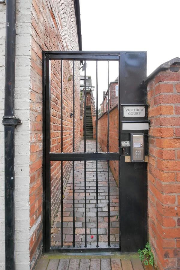 Crewe Short Lets 6 Victoria Court, Crewe Διαμέρισμα Εξωτερικό φωτογραφία