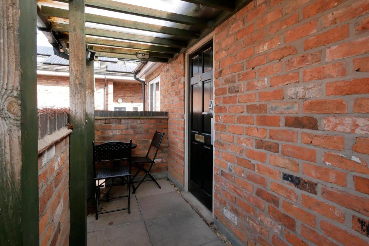 Crewe Short Lets 6 Victoria Court, Crewe Διαμέρισμα Εξωτερικό φωτογραφία